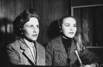 Picture of Thérèse Romer and Andrée Francœur.